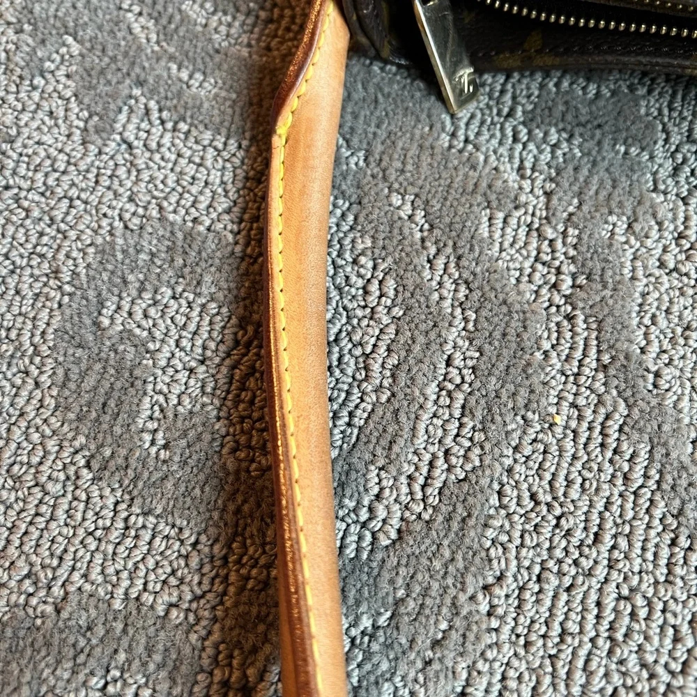 Louis Vuitton Vintage Bag - excellent condition!! - Picture 6 of 8